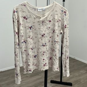 Floral full sleeve top